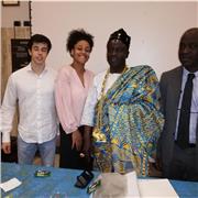 Studentessa al liceo linguistico